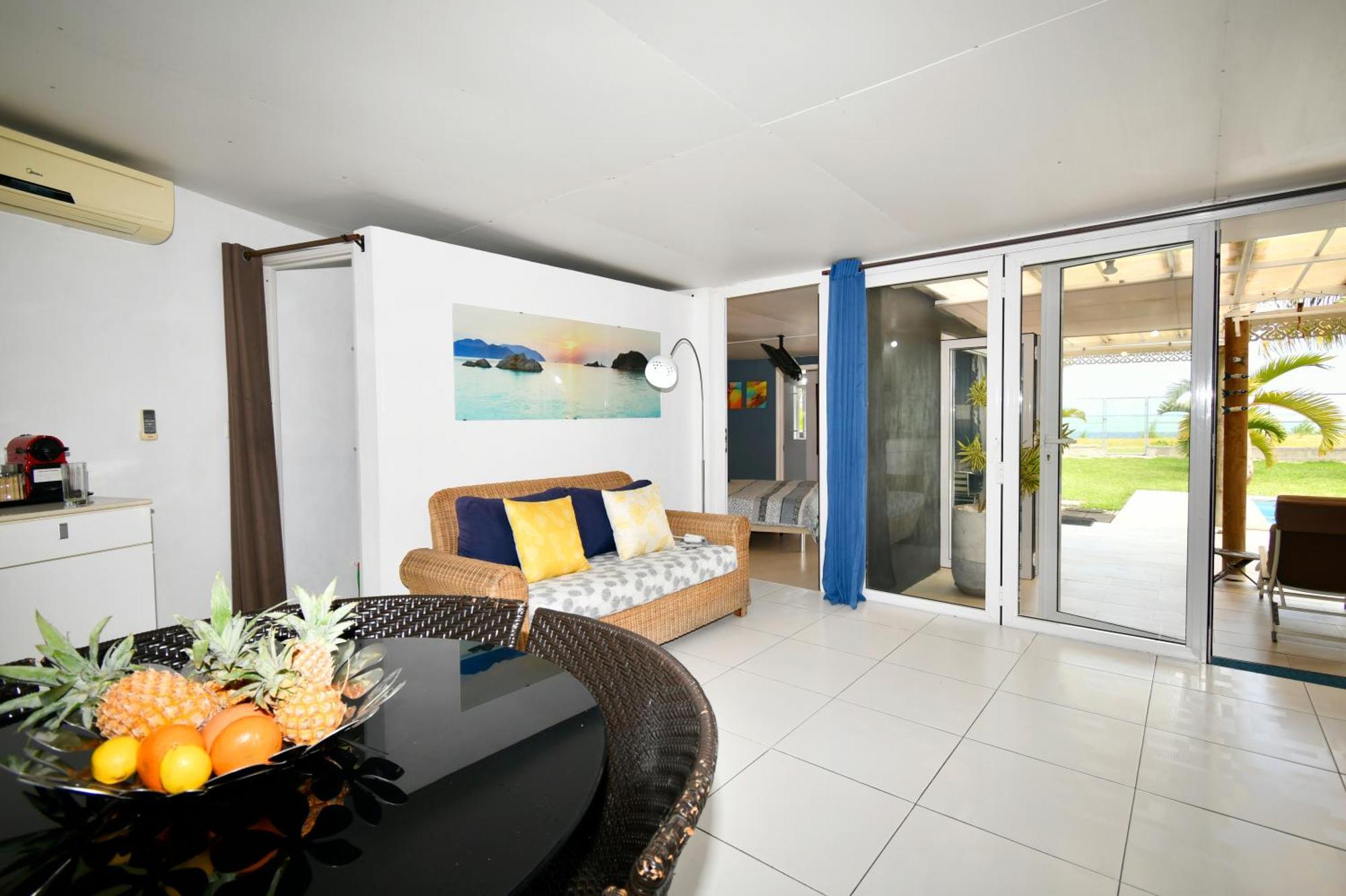 Chalet Kestrel With Pool On The Beach Riambel Exterior photo